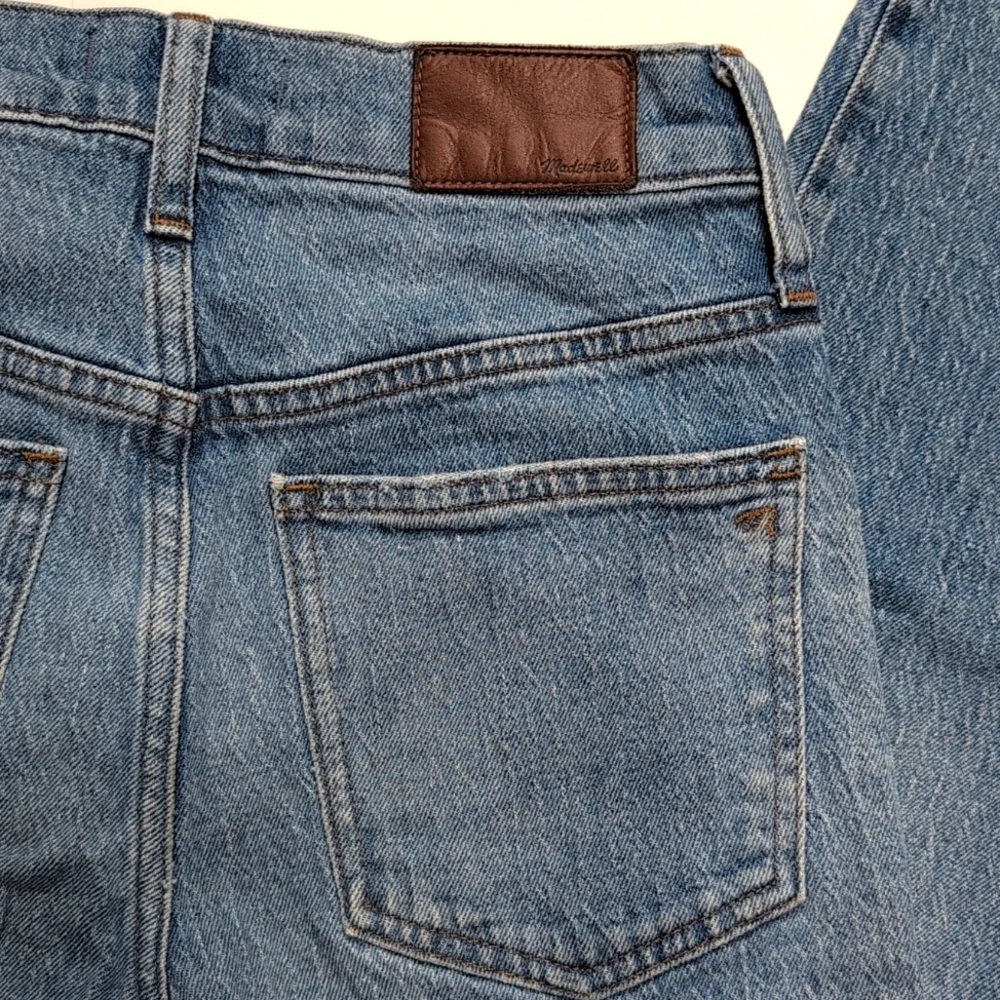 Madewell The Perfect Vintage Jeans Straight Leg Frayed Hem Size 25P - Picture 6 of 11